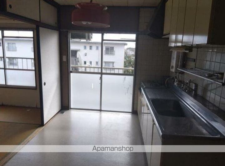 小金原団地6−7街区4号棟の居間