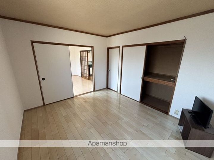 カーサインフィニティ202の内装