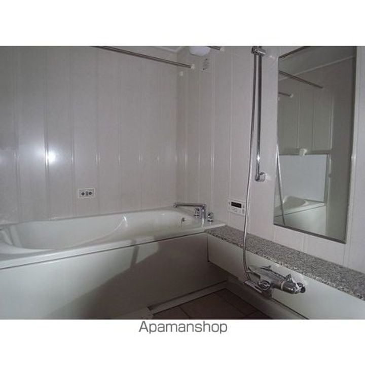 グラン・アベニュー名駅の風呂