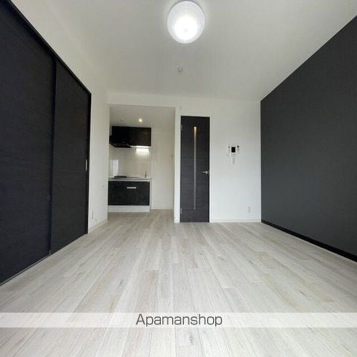 ジーメゾン千葉ウエストの居間