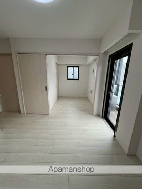 東京都中野区本町5丁目の賃貸マンションの内装