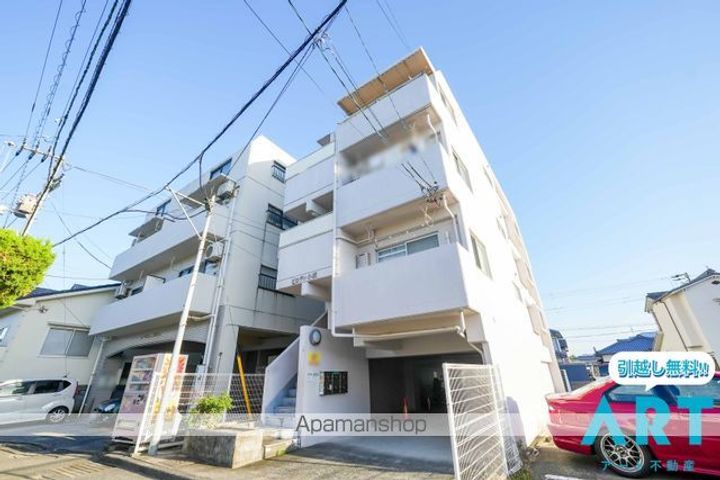 ピロティ小坂の外観