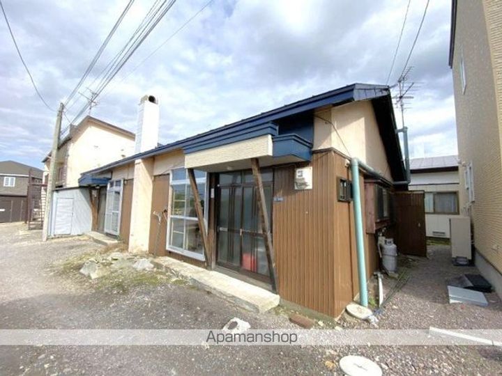 昭和1丁目3番一棟二戸左の外観