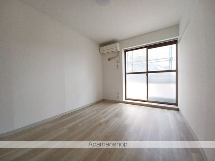 プラネットSAKURA セントラルの居間