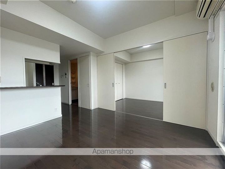 プライムアーバン長町一丁目の居間