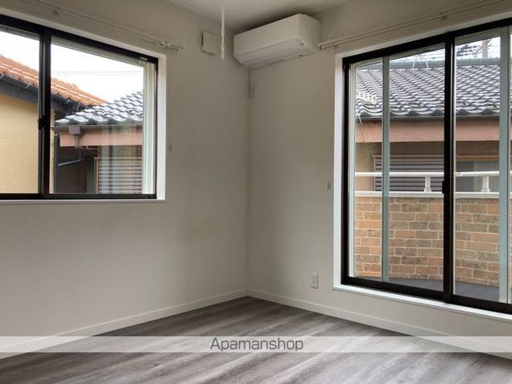 フェリスイニシオ202の居間