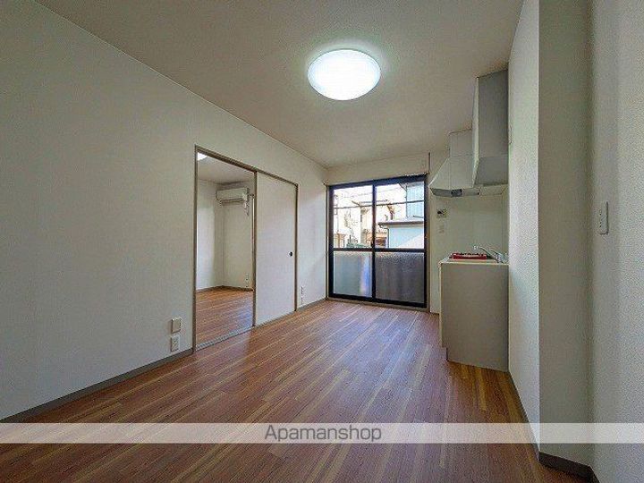 アルメリア101の内装