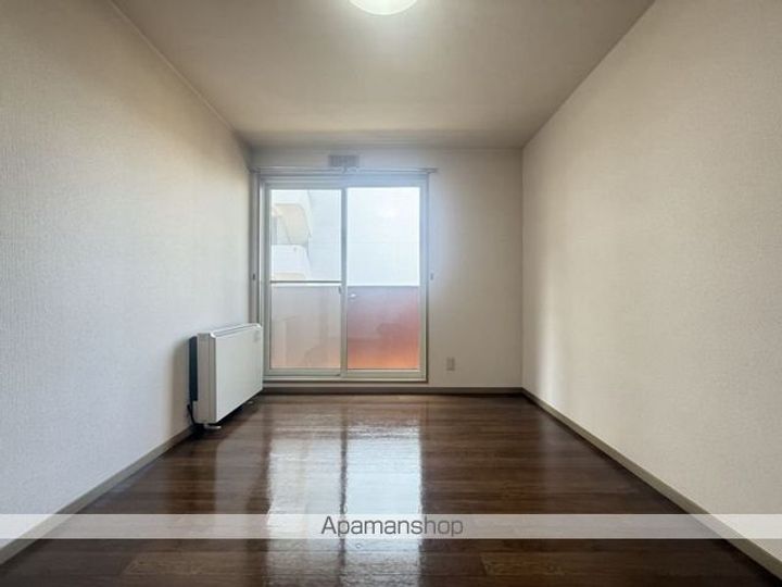 サンジミニャーノの内装