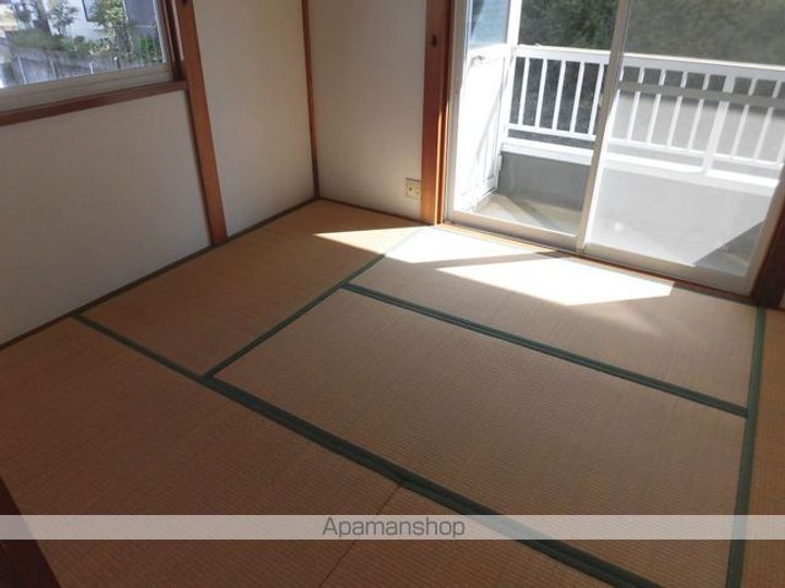 クラッブハウス202の居間