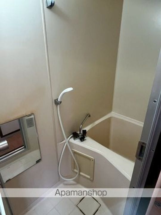 ホワイトメゾン101の風呂