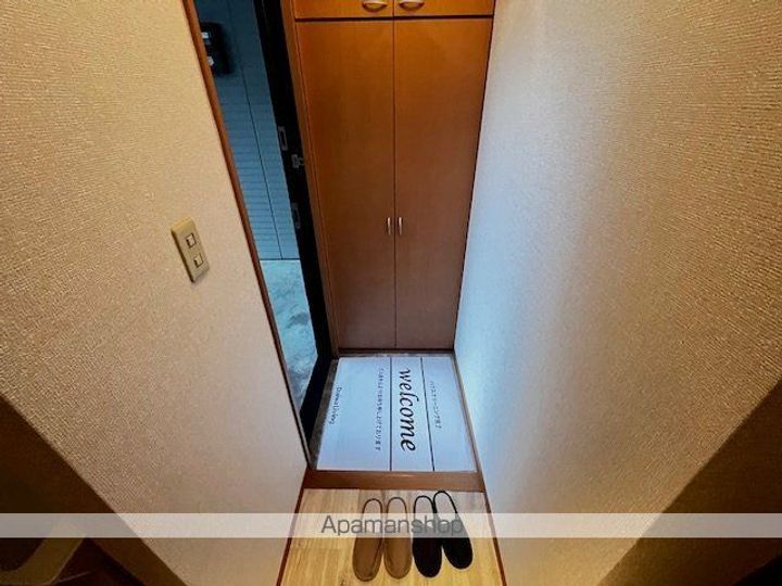 エターナル・ハピネスの玄関