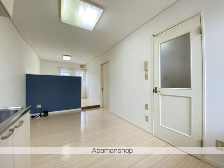 パオス神山203の内装