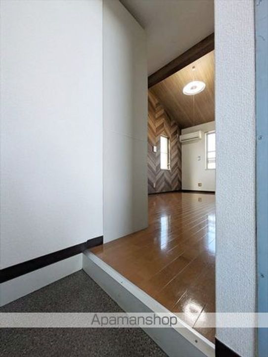 ヴィラ鶴新田 弐番館の内装