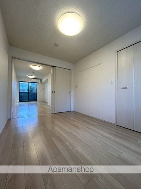 オリーブ羽倉崎 B棟の内装