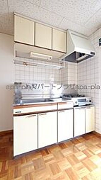 仲町レヂデンスのキッチン