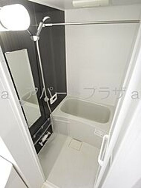 Best Stage新狭山303号室の風呂