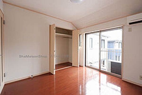 パークサイド針ヶ谷IIの居間