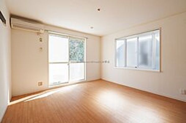 リヴレーヌ壱番館の居間