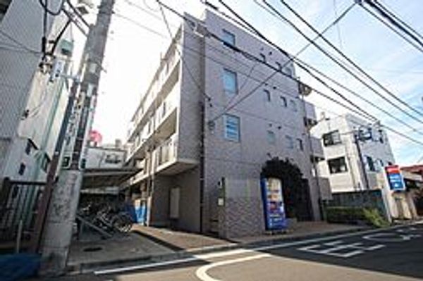 メイプルヒルズの外観