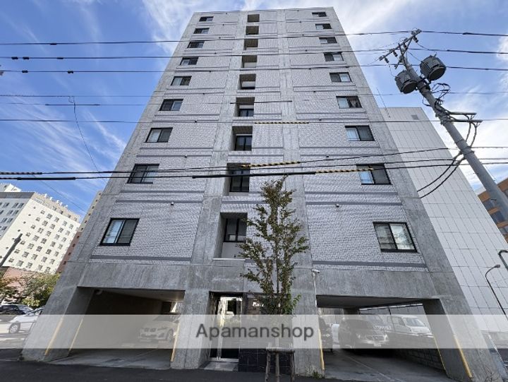北海道札幌市中央区北五条西11丁目の賃貸マンションの外観