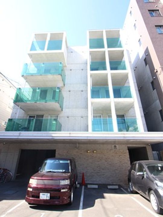 グランドサクセス中島公園の外観