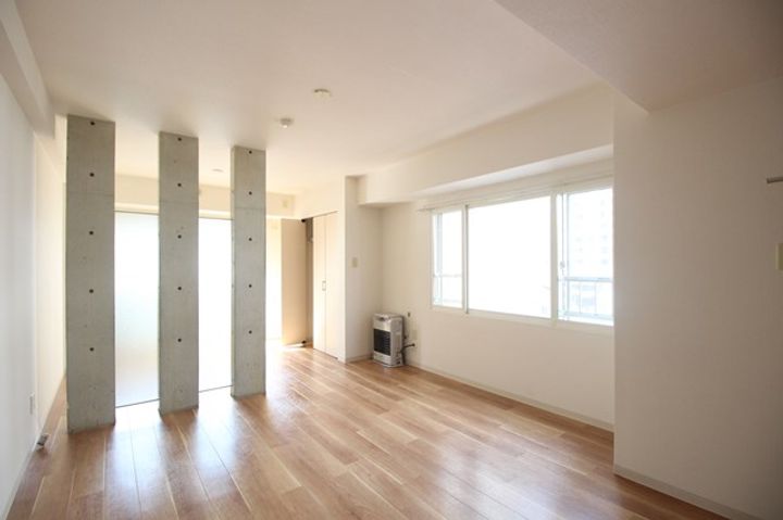CITY SPIRE南3条の居間