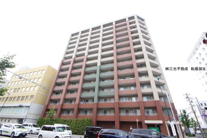パークアクシス札幌植物園前の外観