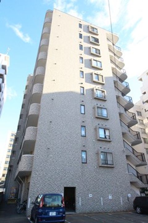 ライオンズガーデン植物園808の外観