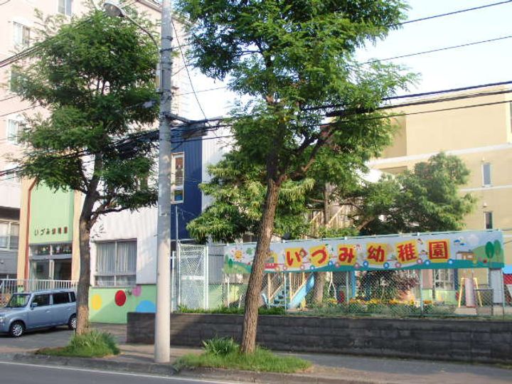 パレノール山鼻南18条00302の周辺