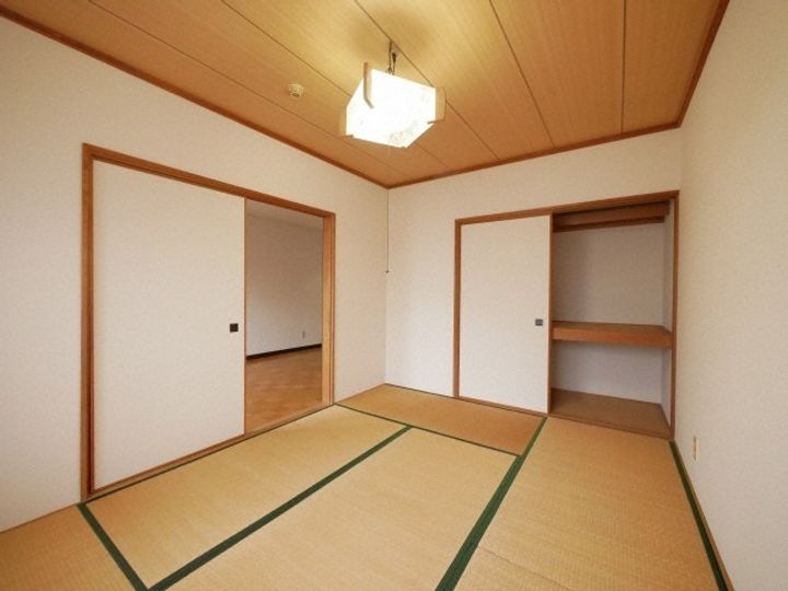 ルミエール山鼻201の内装