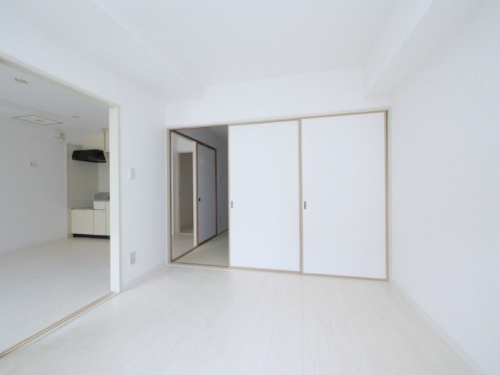 北海道札幌市中央区南十三条西7丁目の賃貸マンションの内装