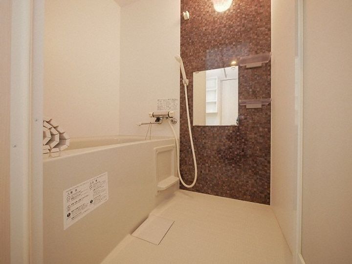 北海道札幌市白石区東札幌六条5丁目の賃貸マンションの風呂