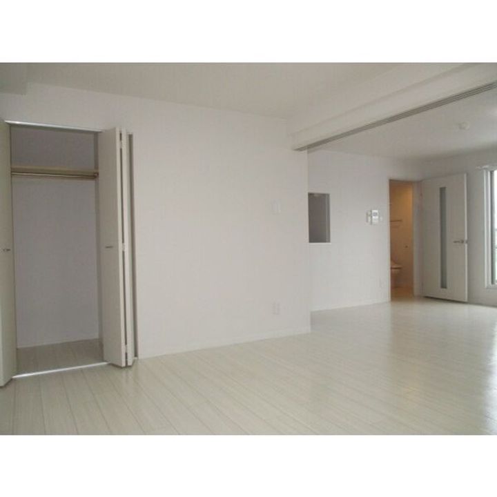 ラージヒル美園のその他画像