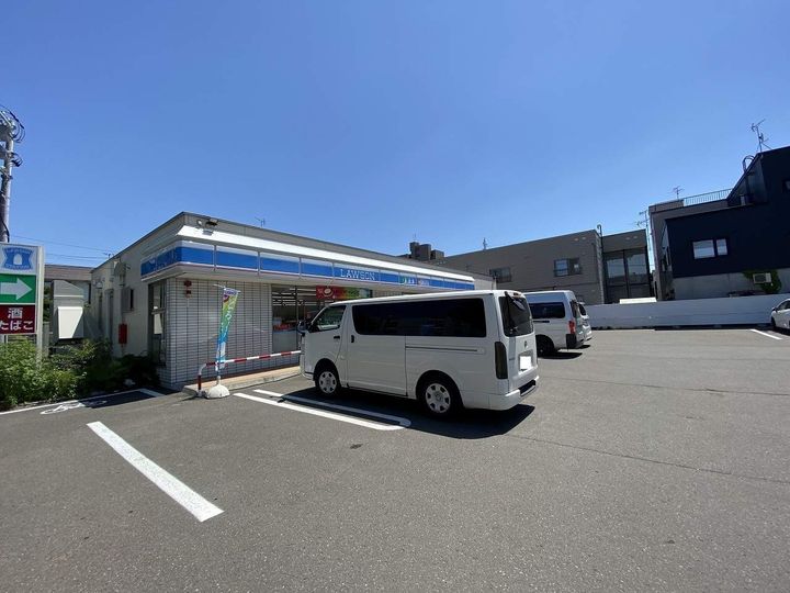 ラージヒル美園の周辺