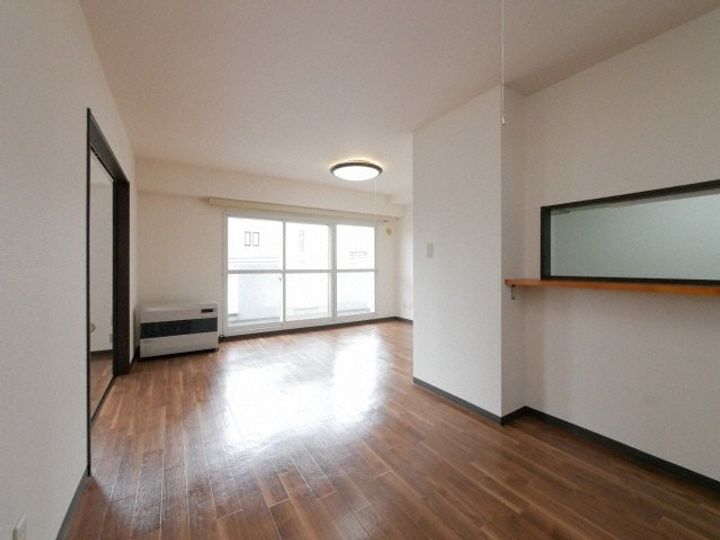 北円山シャトー桂和301の内装