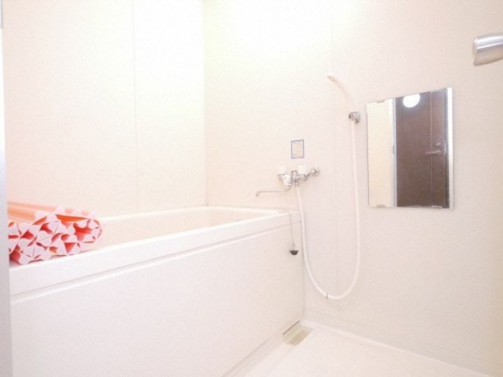 北円山シャトー桂和301の風呂