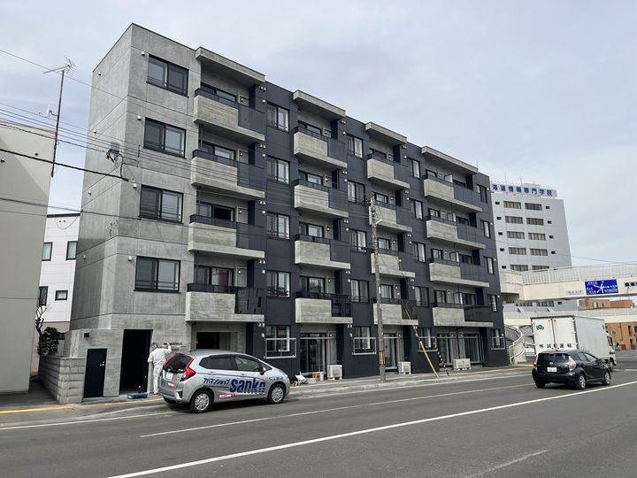 レジデンス菊水の外観