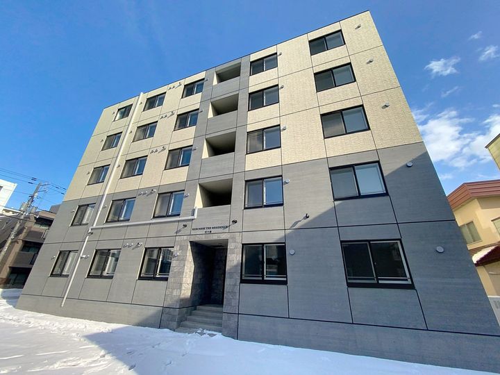 レブニーズ ザ・レジデンス 宮の森の外観