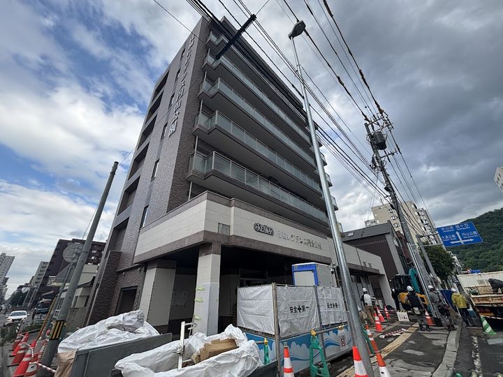北海道札幌市中央区大通西27丁目の賃貸マンションの外観