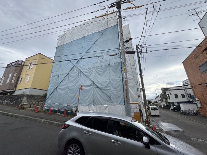 カームヒルズ西岡の外観