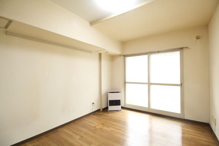 コーポ佐野富月寒東205の居間