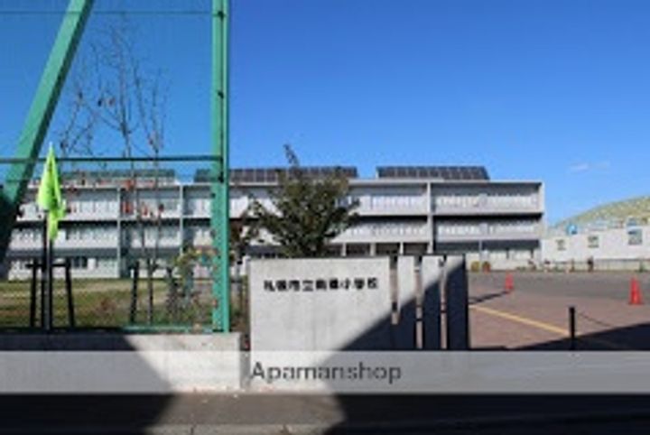 北海道札幌市白石区本通4丁目南の賃貸アパートの周辺
