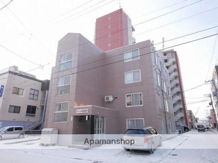 北海道札幌市白石区東札幌三条4丁目の賃貸マンションの外観
