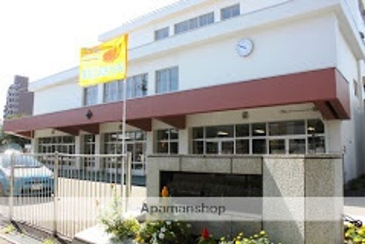 北海道札幌市白石区東札幌三条4丁目の賃貸マンションの周辺