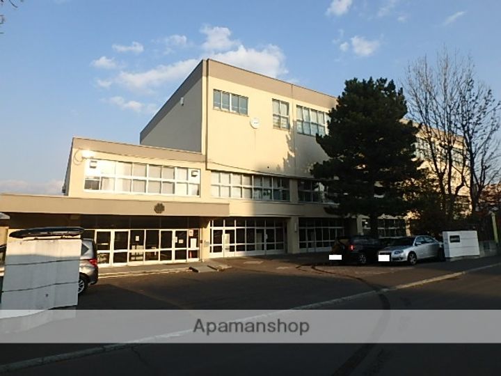 北海道札幌市白石区菊水五条3丁目の賃貸マンションの周辺