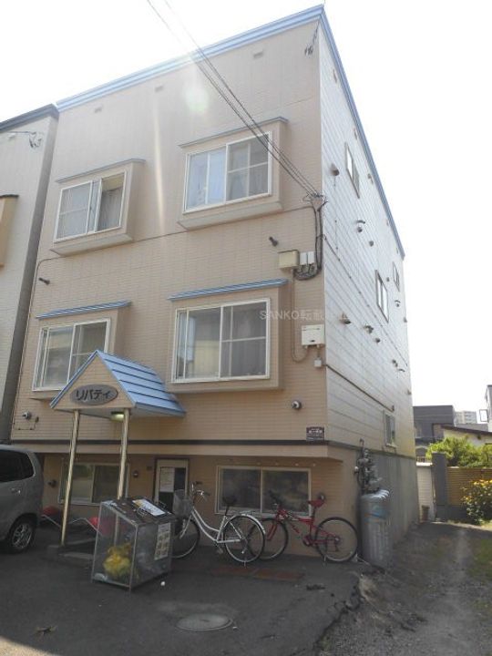 リバティ101の外観