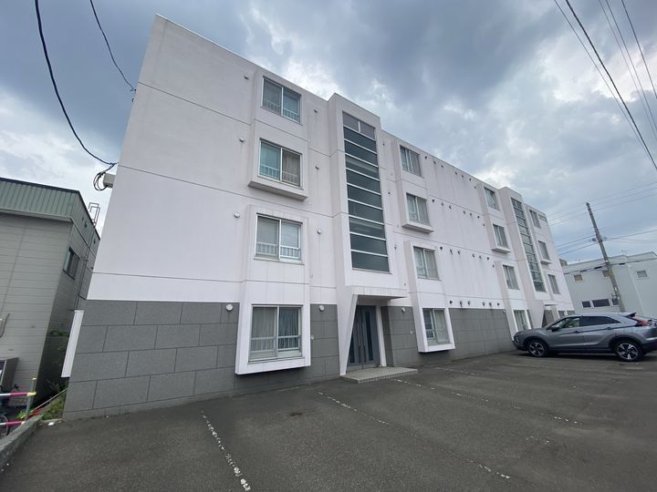 カサグランデ白石103の外観