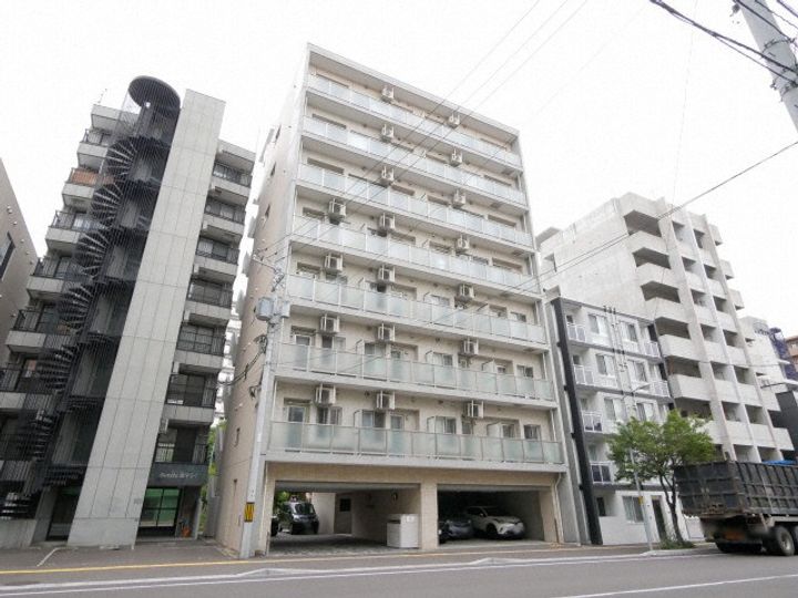 ピュア東彩館の外観