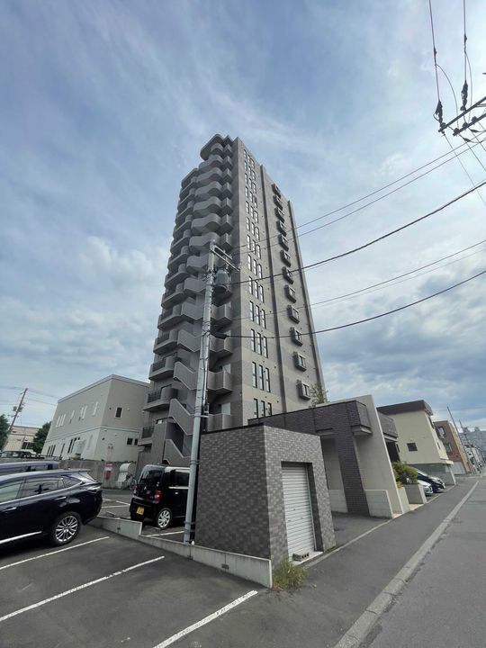 ティアラ本郷1006の外観