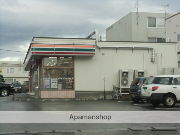 ノルドルーチェ101の周辺